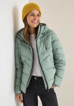 Load image into Gallery viewer, Cecil padded jacket 202095