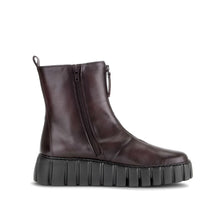 Load image into Gallery viewer, Gabor Platform Burgundy Boot 8016.04.005