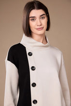 Load image into Gallery viewer, Peruzzi top W26198