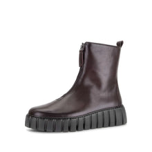 Load image into Gallery viewer, Gabor Platform Burgundy Boot 8016.04.005