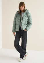Load image into Gallery viewer, Cecil padded jacket 202095
