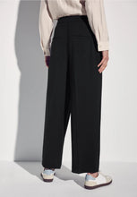 Load image into Gallery viewer, Street one black straight leg trousers 378899