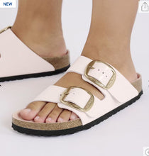 Load image into Gallery viewer, Birkenstock Big Buckle Natural leather Patent (Rose) 1029392