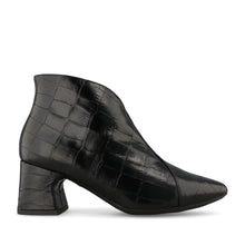 Load image into Gallery viewer, Wonders Black Boots I-9013
