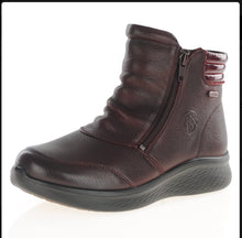 Load image into Gallery viewer, G-Comfort Burgundy Ankle Boot P-825R
