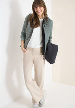 Load image into Gallery viewer, Cecil Padded Green Jacket 202210
