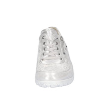 Load image into Gallery viewer, Wauldlaufer Silver and White Trainer H89001
