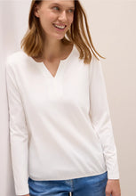 Load image into Gallery viewer, Cecil White Long Sleeve Tunic 323893
