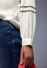 Load image into Gallery viewer, Street One White Blouse with Piping 346315
