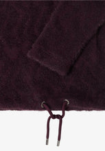 Load image into Gallery viewer, Cecil Feather Yarn Sweater (wine)
