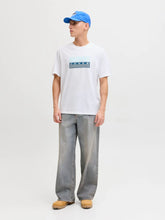 Load image into Gallery viewer, Jack &amp; Jones Dot Print Tee 12289863
