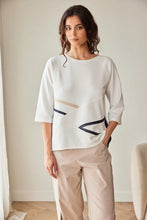 Load image into Gallery viewer, Peruzzi Ecru / Navy contrast top S26171
