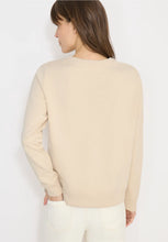 Load image into Gallery viewer, Cecil sweatshirt 303779
