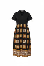 Load image into Gallery viewer, Peruzzi Contrast Tile Print Dress S26104
