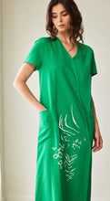 Load image into Gallery viewer, Peruzzi Rubber Print Dress  Emerald S26191
