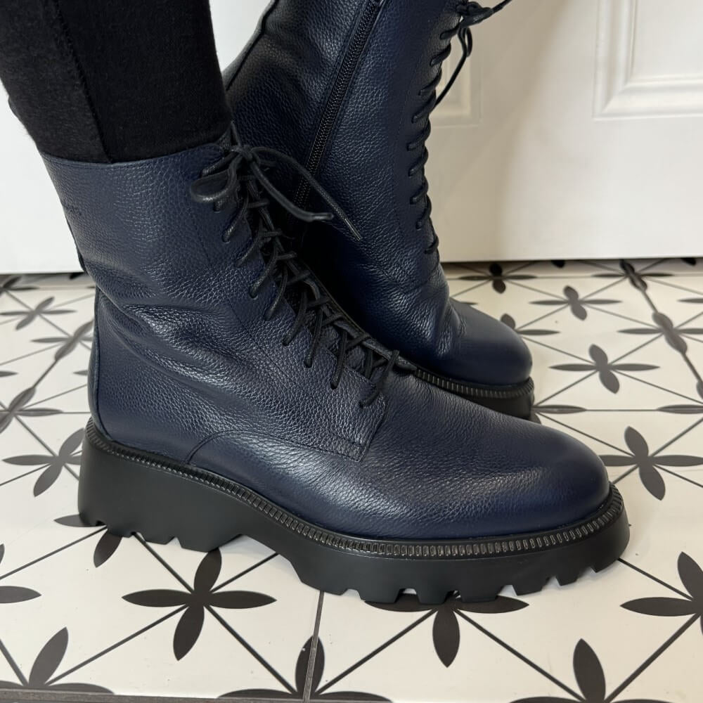 Wonders Navy Laced Boots