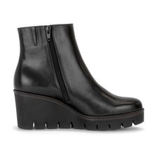 Load image into Gallery viewer, Gabor Black Wedge Boot 8045.01.004
