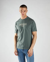 Load image into Gallery viewer, Diesel Pendleton Tee Green T-Shirt T25106MC
