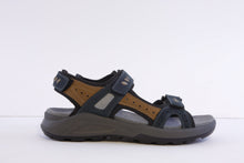 Load image into Gallery viewer, Roamers Men's Navy Sandals M9530C

