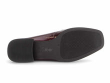 Load image into Gallery viewer, Gabor Mulberry Heeled Loafers 4002.01.006
