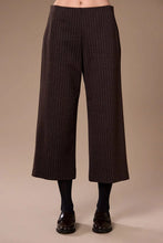Load image into Gallery viewer, Peruzzi striped trousers W26153
