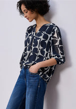 Load image into Gallery viewer, street one top 346372 (Navy)
