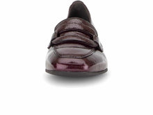Load image into Gallery viewer, Gabor Mulberry Heeled Loafers 4002.01.006
