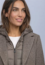 Load image into Gallery viewer, Street one coat with hoodie insert 202256
