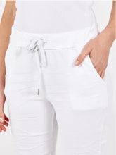 Load image into Gallery viewer, Deck by Decollage White Trousers 2305
