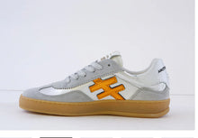 Load image into Gallery viewer, Another Trend Tortola Trainers A032M338
