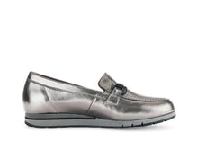 Load image into Gallery viewer, Gabor Wedge Loafer- Metallic  52.412.90
