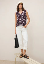 Load image into Gallery viewer, Cecil Sleeveless Top 323700
