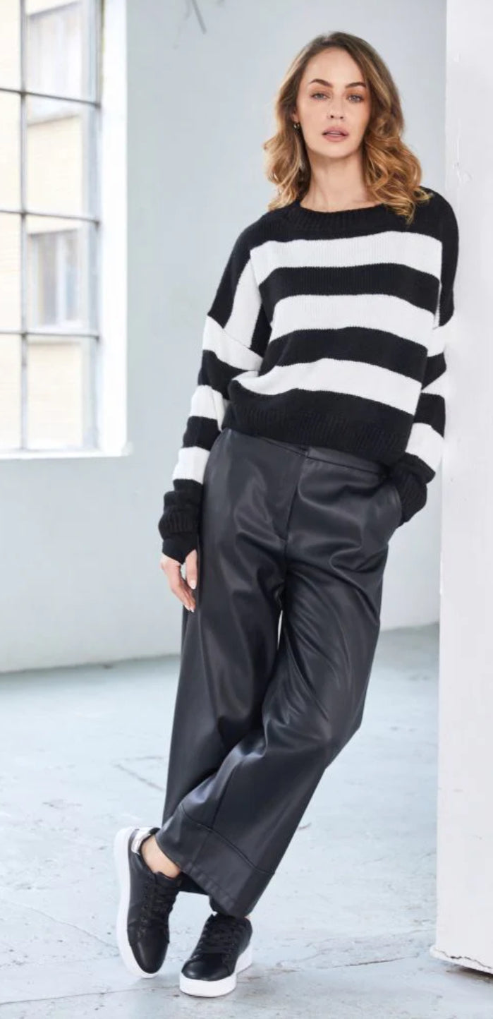 Naya Black Leatherette Trouser NAW 25260j