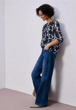 Load image into Gallery viewer, street one top 346372 (Navy)
