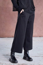 Load image into Gallery viewer, Naya wide leg cropped trousers NAW25257
