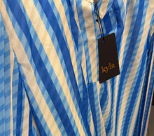 Load image into Gallery viewer, Aisling Striped Shirt
