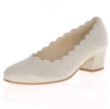 Load image into Gallery viewer, Gabor Beige Shimmer Block Heel 82.221.13
