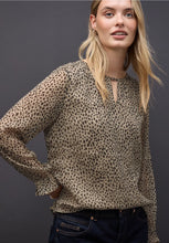 Load image into Gallery viewer, Street one chiffion blouse 346087
