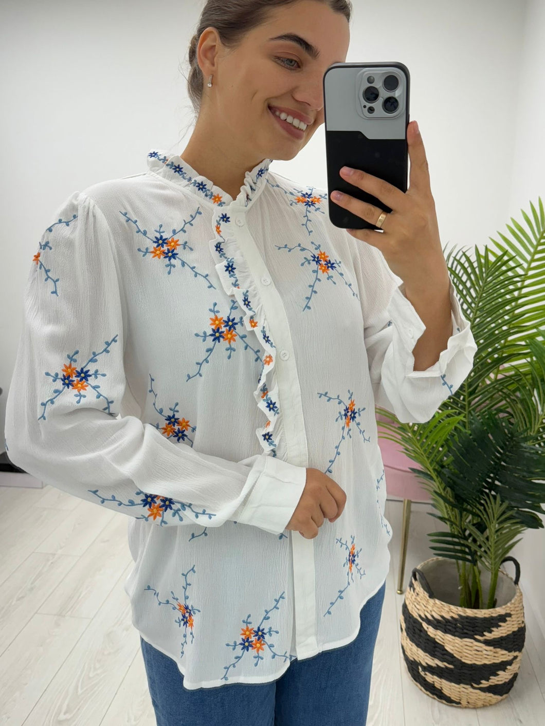 Meabh White Embroidered Shirt