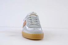 Load image into Gallery viewer, Another Trend Tortola Trainers A032M338

