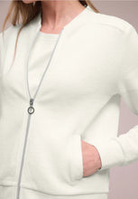Load image into Gallery viewer, Street One Off White Zip Jacket 325079/10108
