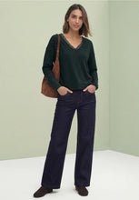 Load image into Gallery viewer, Street One Green Top With Lace Collar 326061
