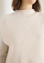 Load image into Gallery viewer, Cecil Cozy Cable Knit Top 303551
