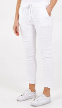 Load image into Gallery viewer, Deck by Decollage White Trousers 2305
