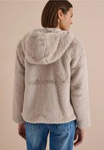 Load image into Gallery viewer, Cecil Beige Faux Fur Jacket 202272

