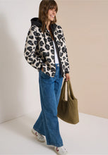 Load image into Gallery viewer, Street One Leopard Print Jacket 202273
