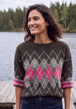 Load image into Gallery viewer, Cecil Feather yarn Sweater 304172
