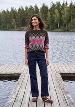 Load image into Gallery viewer, Cecil Feather yarn Sweater 304172

