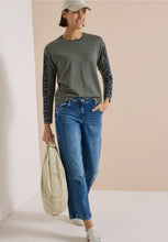 Load image into Gallery viewer, Cecil Top With Leopard Print Detail 325688
