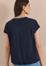 Load image into Gallery viewer, Cecil Navy Printed Top 346799
